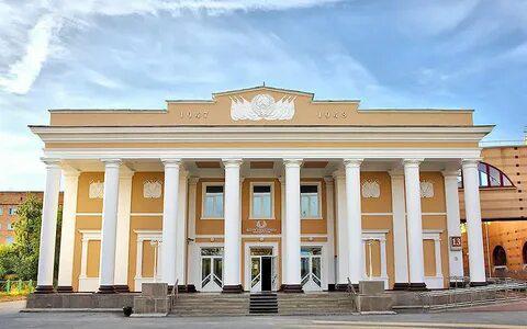 Дома и дворцы культуры в Магадане