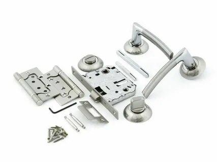 Замки и скобяные изделия в Москве